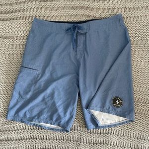 Dejavu Surf swim trunks - Size 34